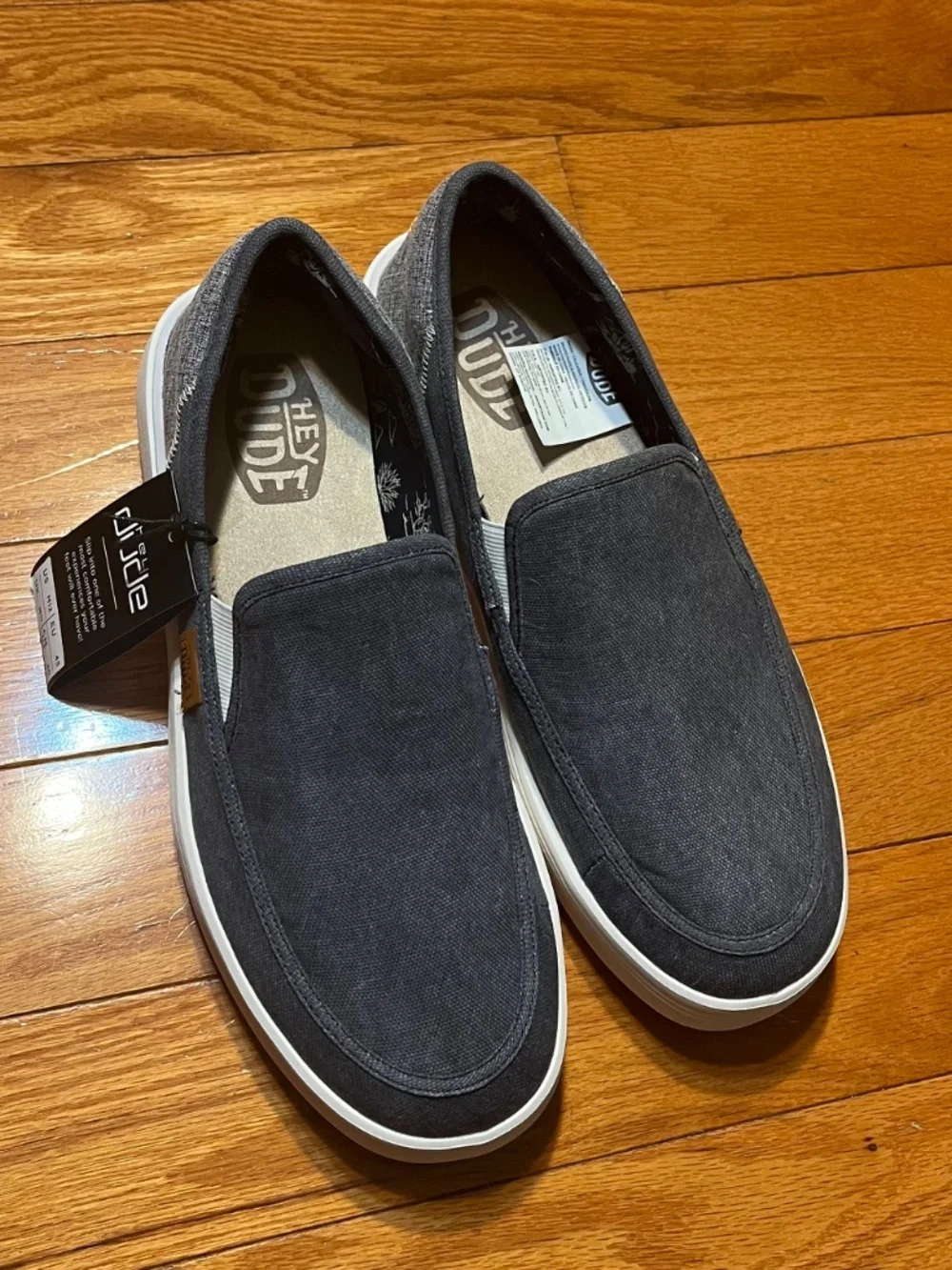 Hey Dude Sunapee Craft Men’s 12 in Navy